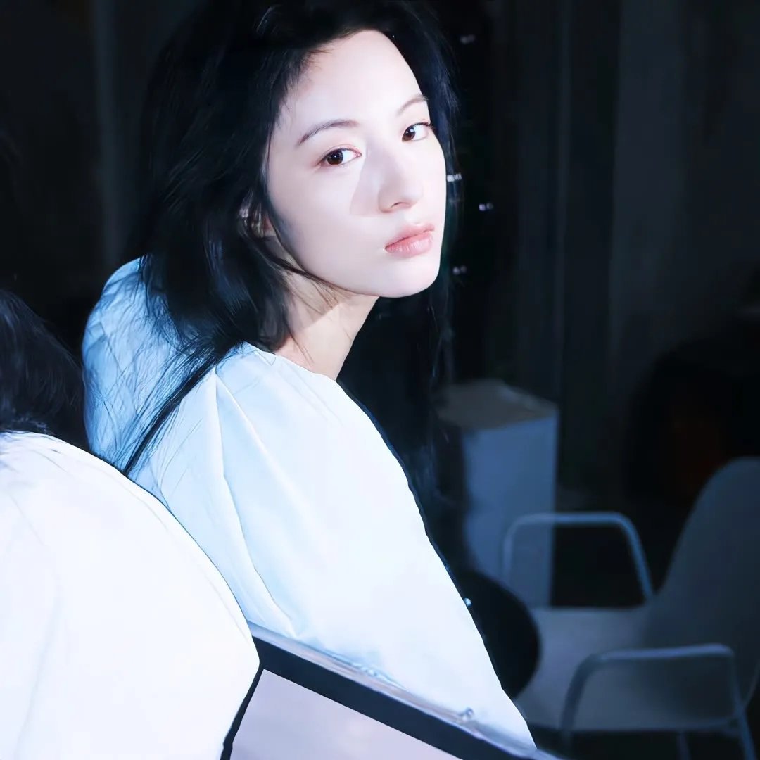 阁楼里的花：恶之渊源